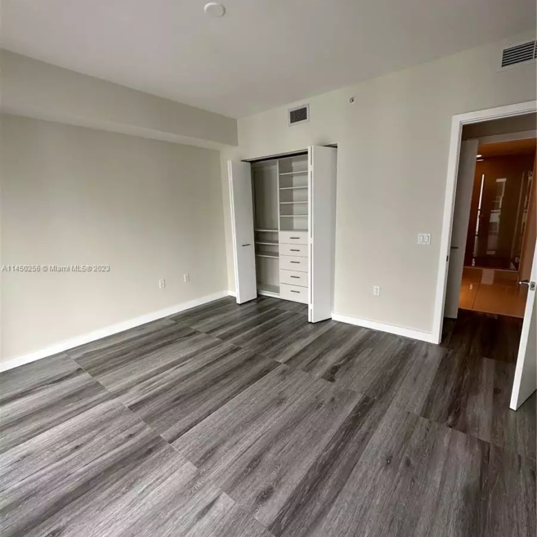 1010 Brickell Ave # 3706 bedroom 1