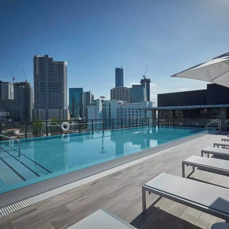 1010 Brickell Ave # 3706 pool