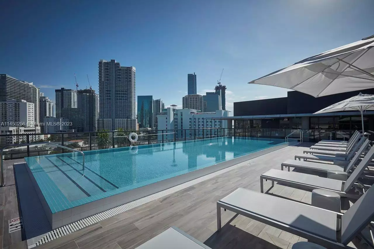 1010 Brickell Ave # 3706 pool