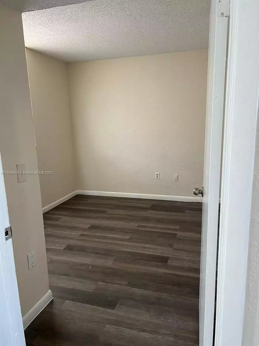 1225 NW 103rd Ln # 219 bedroom