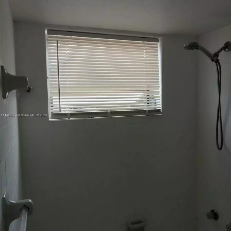 1230 W 54th St # 216A bathroom 1