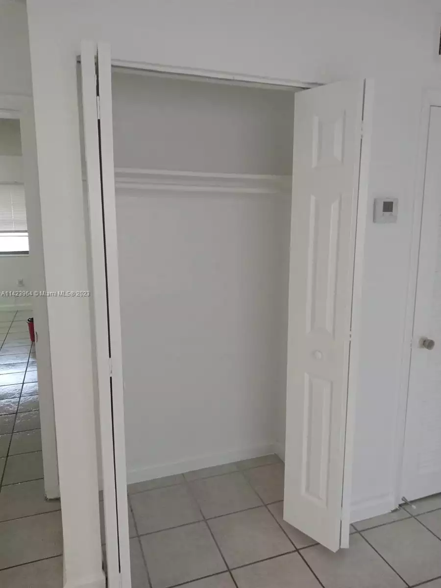 1230 W 54th St # 216A closet 1