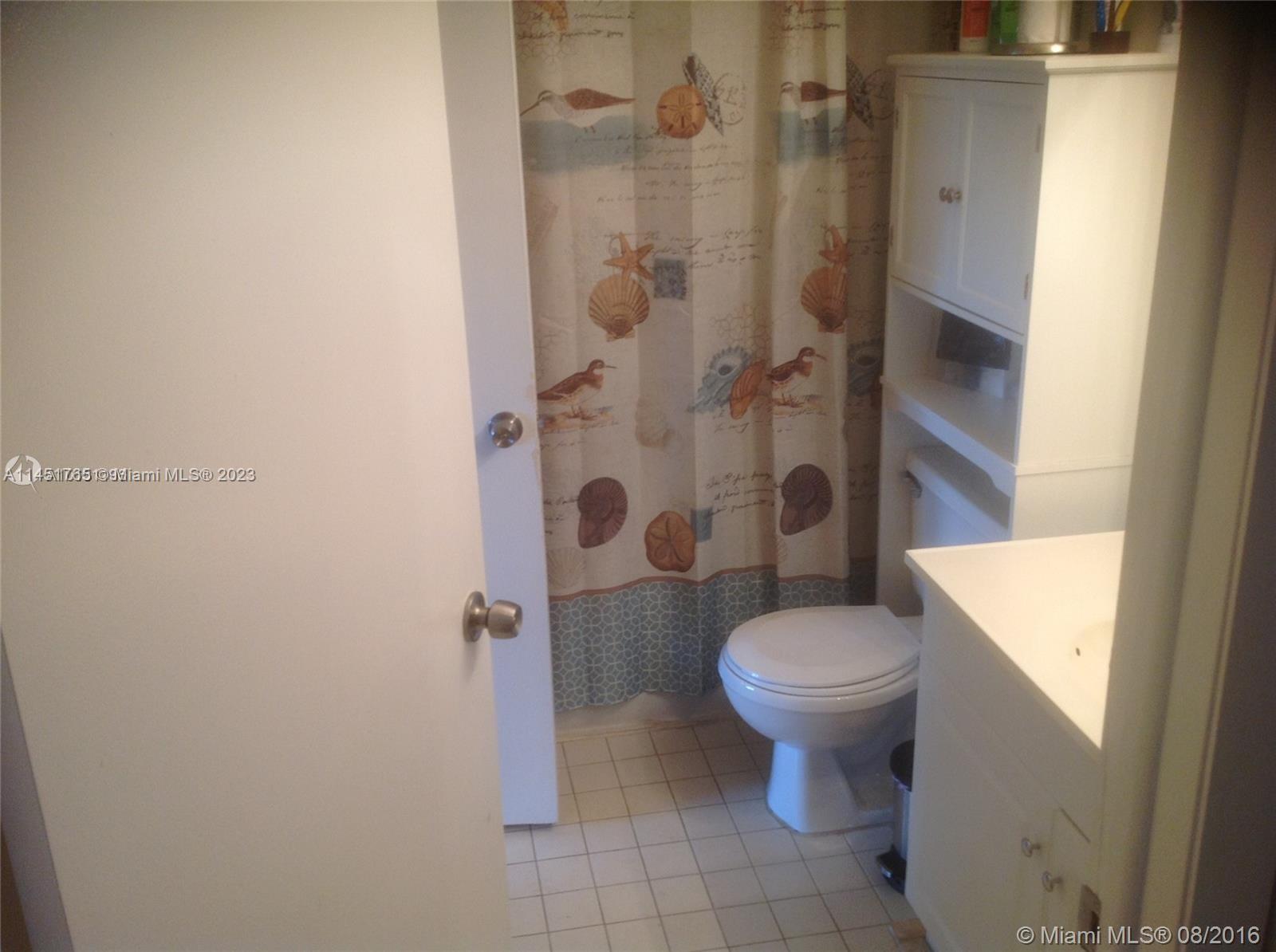 15500 SW 80th bathroom