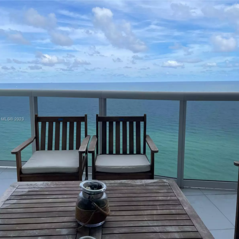 15811 Collins Ave # 1804 balcony