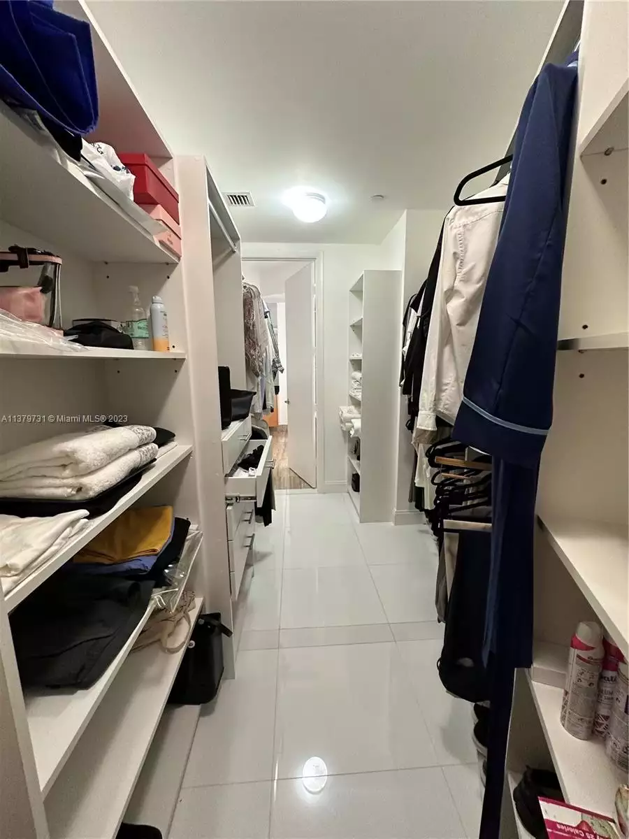 15811 Collins Ave # 1804 closet