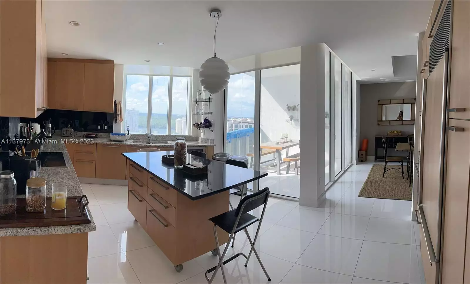 15811 Collins Ave # 1804 kitchen