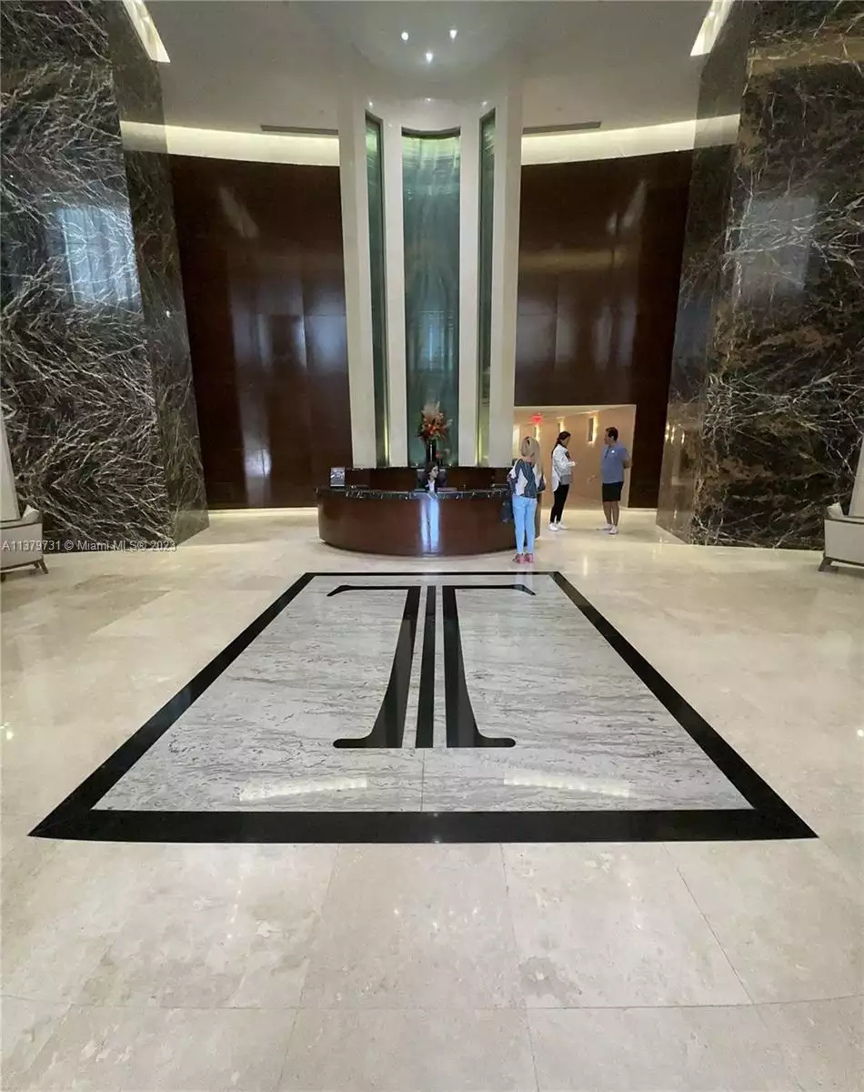 15811 Collins Ave # 1804 lobby