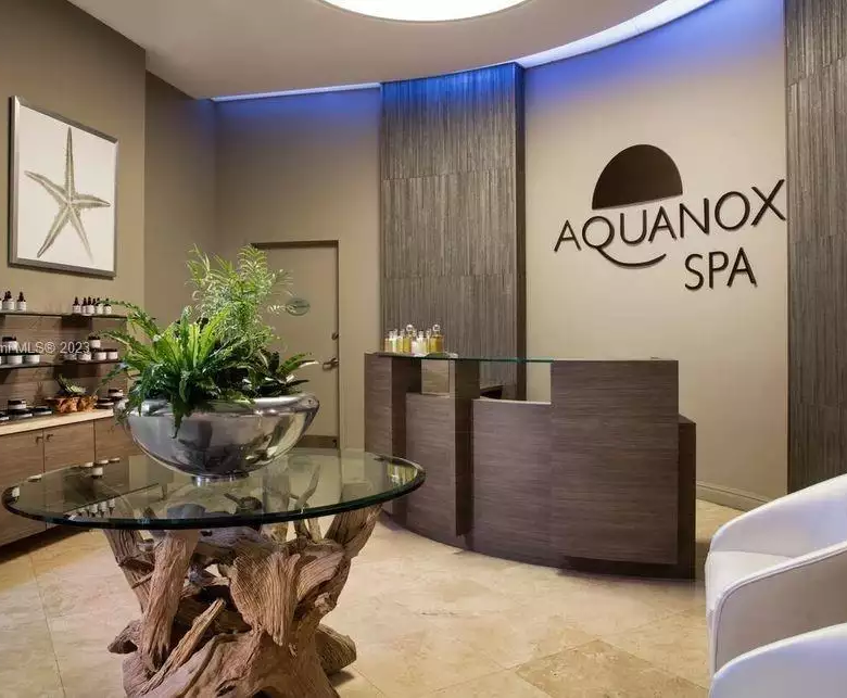 18001 Collins Ave # 717 spa