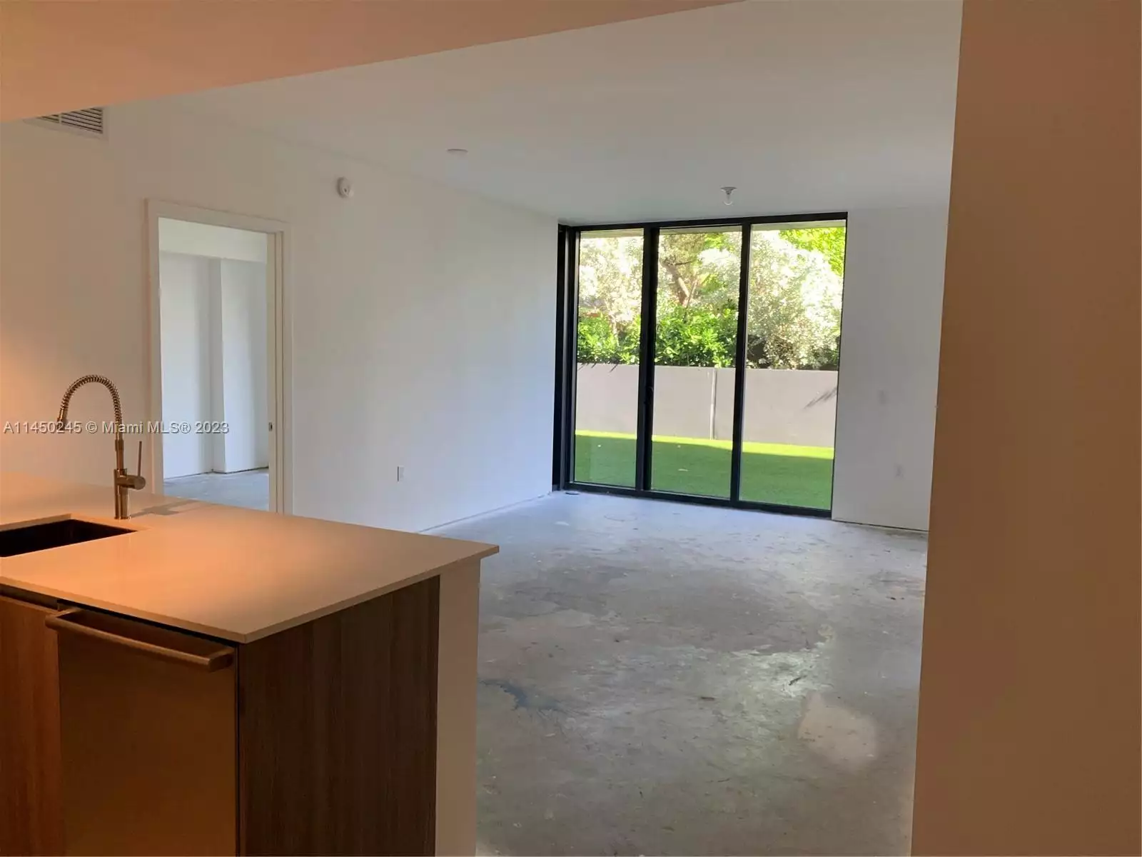 201 SW 17th Rd # 310 studio