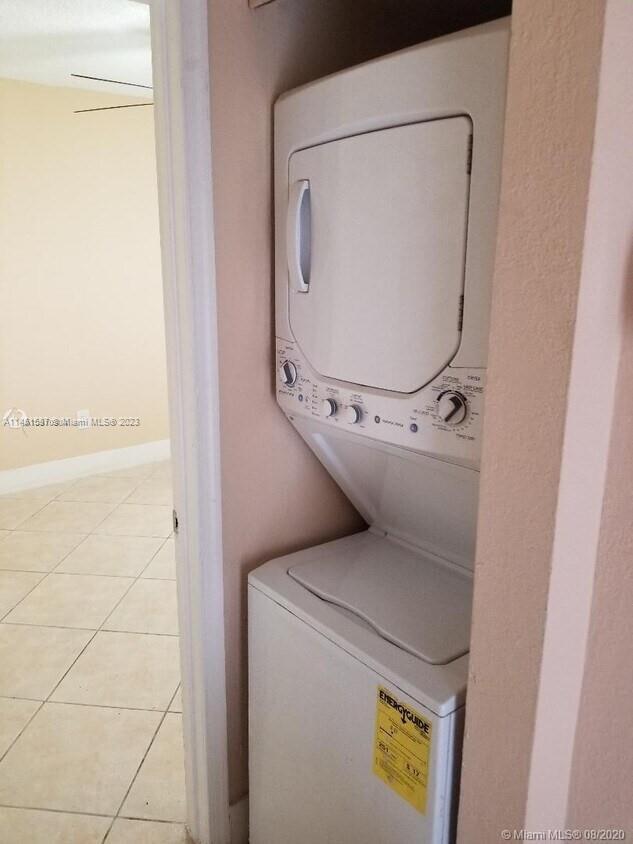 6515 W 27th laundry