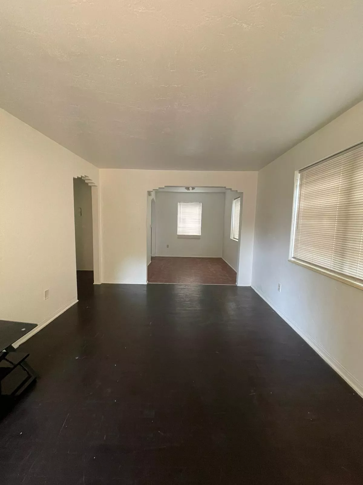 1565 SW 6th St Miami, FL 33135-3748