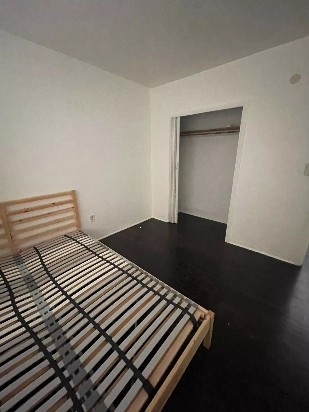 Oasis 1565 SW 6th St