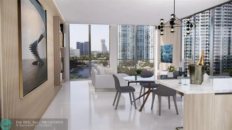 SIXTH & RIO Pool Dining room
