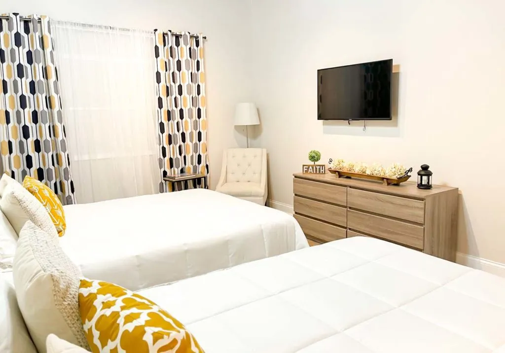 Sycamore Resort bedroom 2